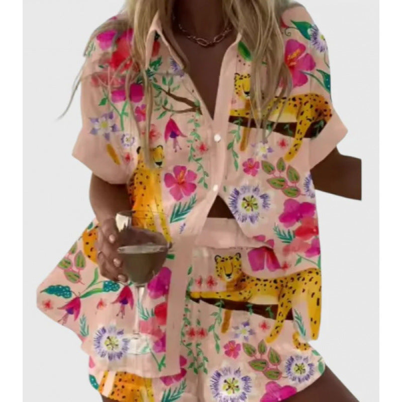 Women's Digital Print Two-Piece Summer Outfit Set | Casual Matching Top & Shorts