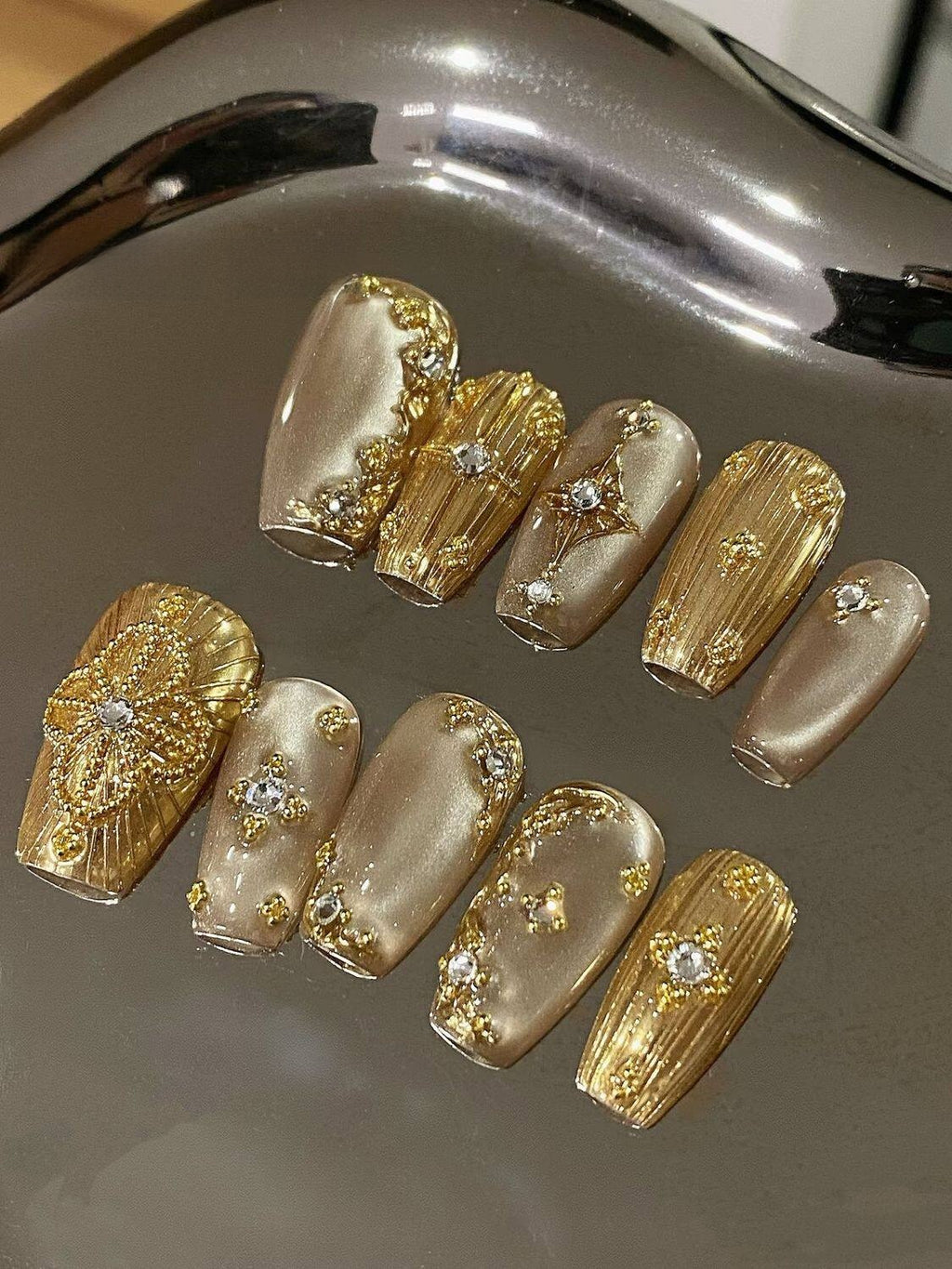 Luxury Press On Nail Tips | Wearable Fake Nails for DIY Manicure